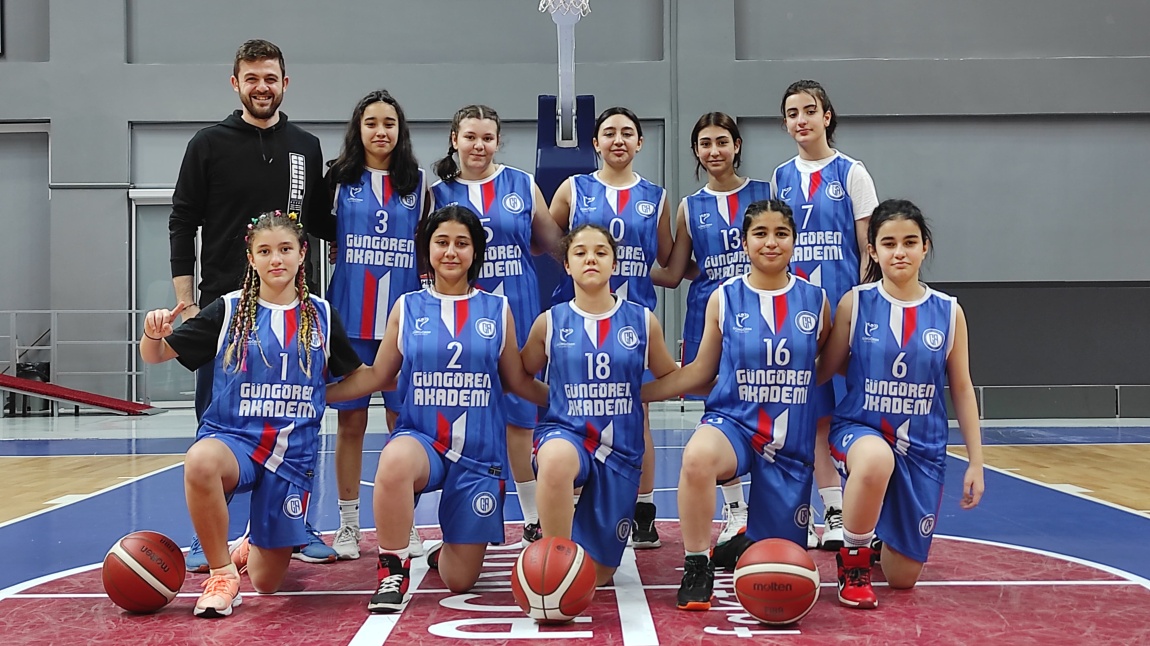 Yıldız Kız Basketbol Takımı Türkiye Şampiyonasına Katılmaya Hak Kazanmıştır